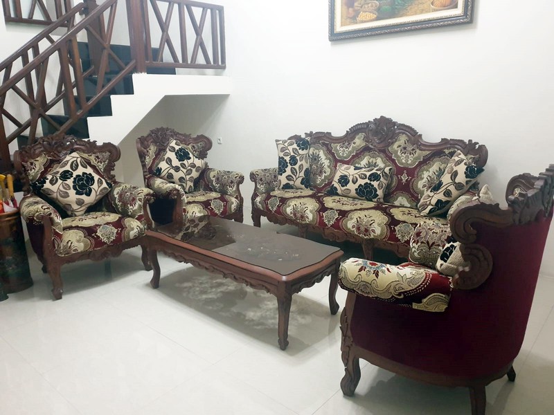 Rumah di Kutisari Indah Selatan Surabaya Selatan, 2 Lantai, Furnished, SIAP HUNI