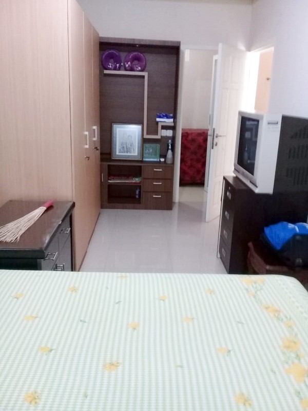 Rumah di Kutisari Indah Selatan Surabaya Selatan, 2 Lantai, Furnished, SIAP HUNI