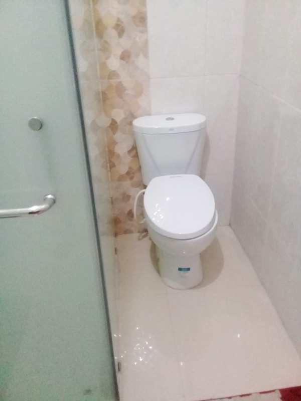 Rumah di Kutisari Indah Selatan Surabaya Selatan, 2 Lantai, Furnished, SIAP HUNI