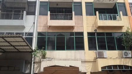 Ruko Disewakan Di Pengampon Square Surabaya