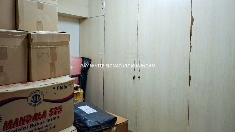 Ruko 4 Lantai Fully Furnished di Jatiwaringin Junction