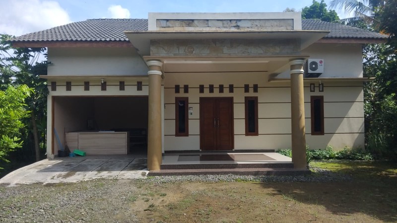 Rumah Tinggal Nyaman Lokasi Dekat Objek Wisata Obelix - Bantul 