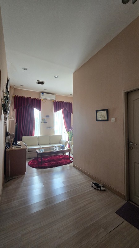 Gedung Kantor 3 Lantai, Di Kebayoran Baru