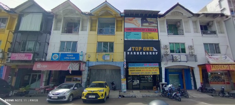 disewa ruko strategis pinggir jalan raya siap huni area victoria park lippo karawaci