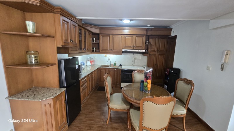 Dijual Cepat ! Apartemen Taman Rasuna 2BR Full Furnish, View Kolam Renang - Siap Huni & Harga Terbaik