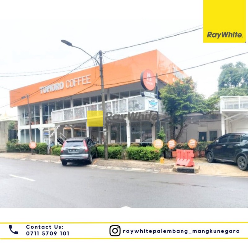 Rumah Usaha di Kambang Iwak 