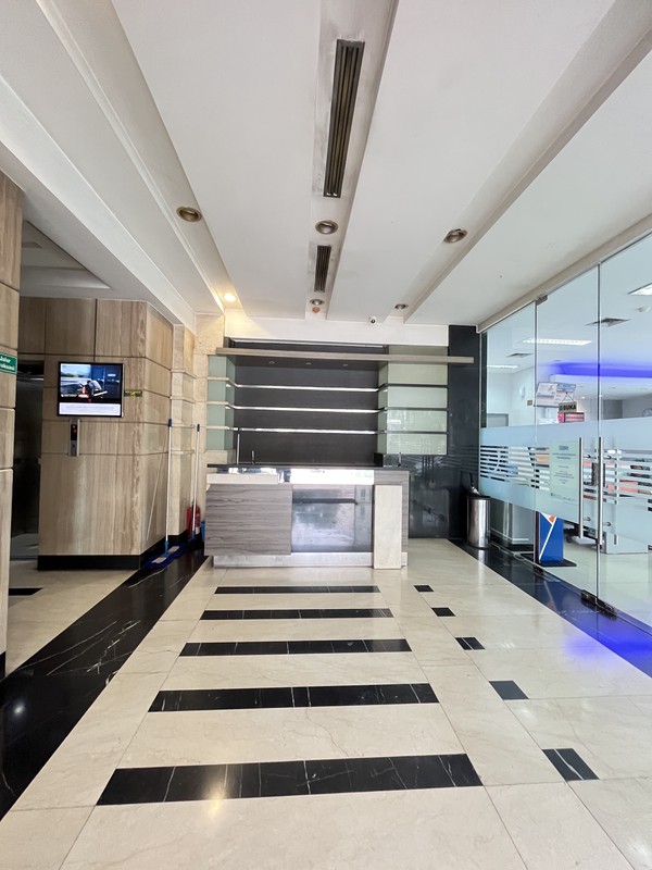 Gedung Kantor Ex-Bank Di Setiabudi, Jakarta Selatan
