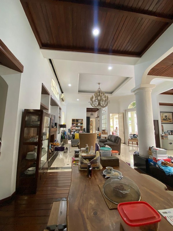 Lebak bulus villa cinere mas luas 725 rumah megah dekat mrt