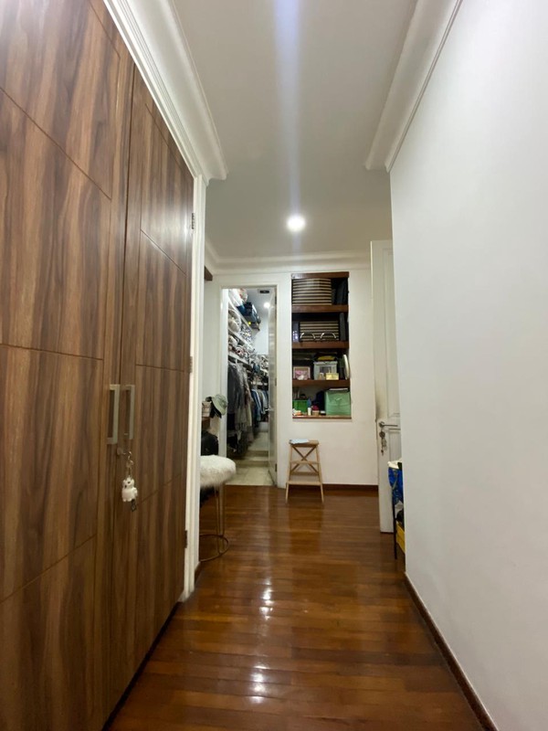 Lebak bulus villa cinere mas luas 725 rumah megah dekat mrt