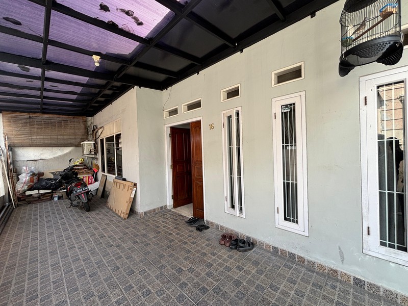 Rumah 2 Lantai Luas & Strategis di Tebet Barat - Cocok untuk Hunian Besar atau Usaha