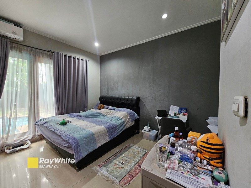Rumah di Winville Residence, Lebak Bulus, Jakarta Selatan, private pool, 10 menit ke MRT Lebak Bulus