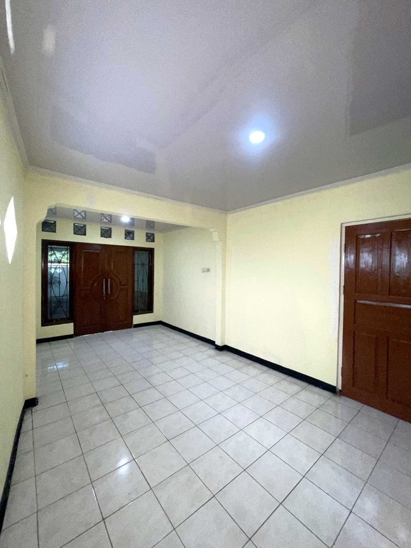 Rumah 2 Lantai Cantik Full Renovation di Jatisari Permai 