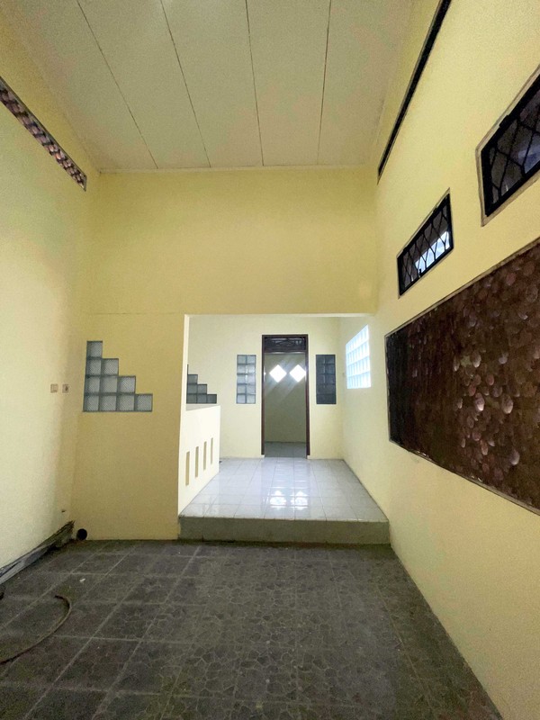 Rumah 2 Lantai Cantik Full Renovation di Jatisari Permai 