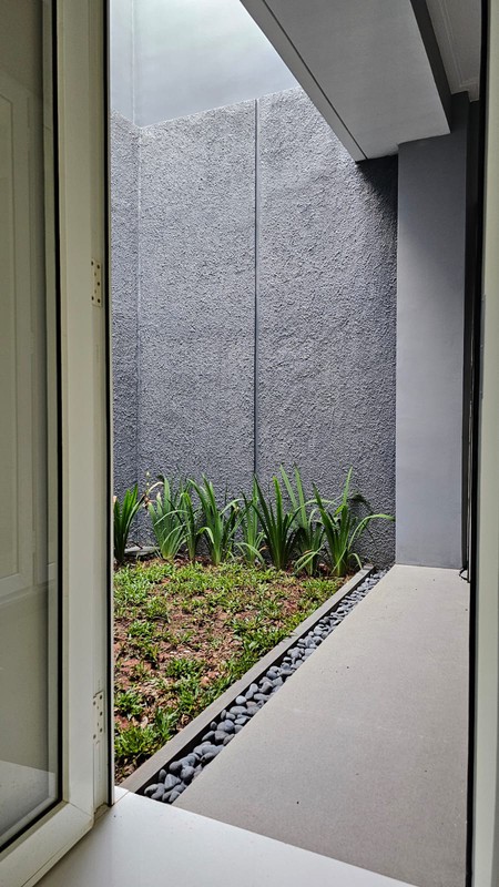 Rumah Baru,dalam cluster,dekat toko jajan,securty 24 jam di Bintaro Jaya 9 tangerang selatan.