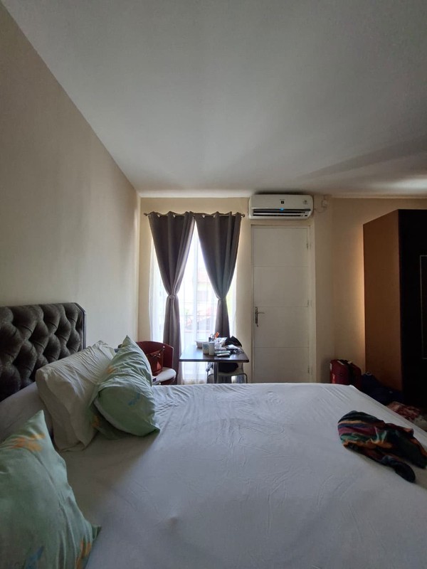 Rumah Cantik 2¼ Lantai Di Bintaro dengan KT 3+1 dan KM 3+1 sudah SHM Baru Renov 2020