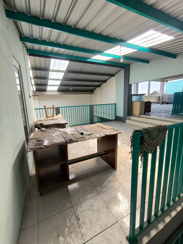 MURAH Dijual 300 m2 Ruko dan Gudang Raya Banjar Sugihan - Raya Manukan Kulon - Nol Jalan Raya Row Lebar 4 Mobil Surabaya Barat Dekat Margomulyo, Tandes, Grand Pakuwon, Akses Tol Benowo