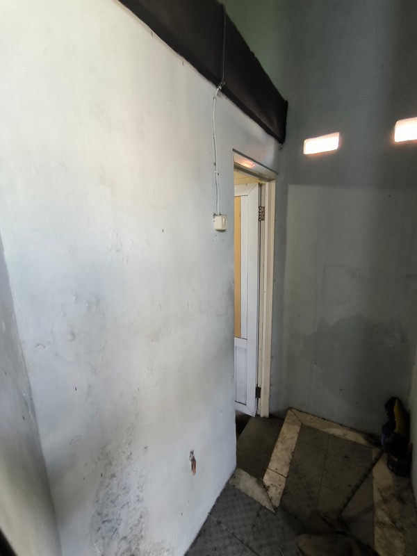 MURAH Dijual 300 m2 Ruko dan Gudang Raya Banjar Sugihan - Raya Manukan Kulon - Nol Jalan Raya Row Lebar 4 Mobil Surabaya Barat Dekat Margomulyo, Tandes, Grand Pakuwon, Akses Tol Benowo