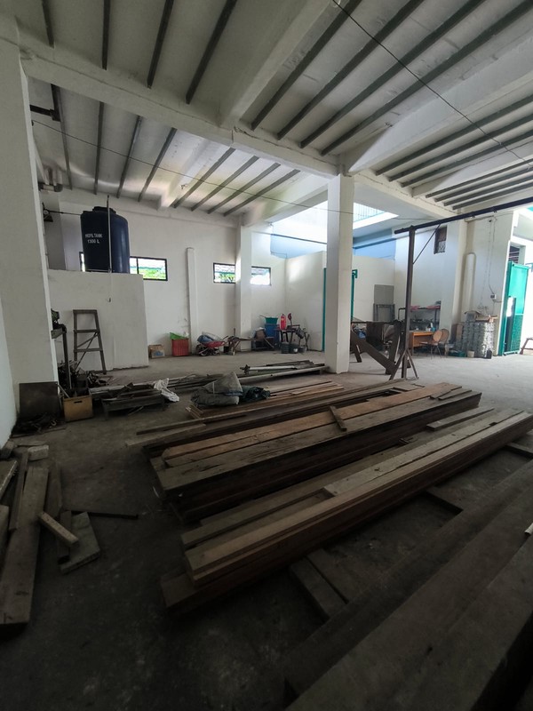 MURAH Disewakan Ruko plus Gudang  Jalan Raya Banjar Sugihan - Raya Manukan Kulon - Nol Jalan Raya Row Lebar 4 Mobil Surabaya Barat Dekat Margomulyo, Tandes, Grand Pakuwon, Akses Tol Benowo