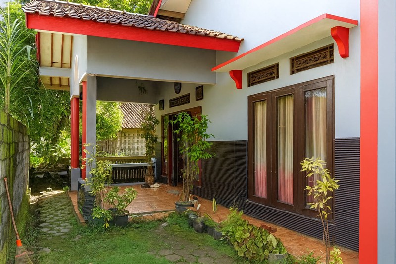 Rumah Luas 2 Lantai Dekat Candi Borobudur, Mertoyudan, Magelang