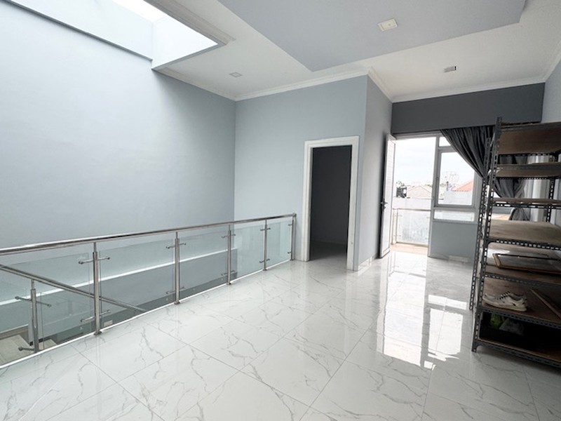 Dijual Rumah Banyo Raya, Kelapa Gading Ventilasi bagus, penerangan alami, udara segar krn pemandangan masih hijau