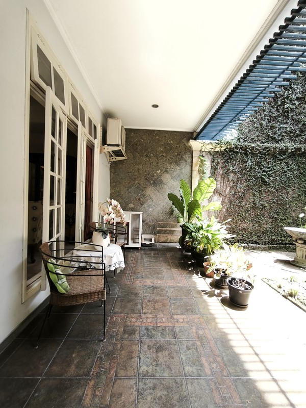 Rumah Eksklusif Jl. Cisanggiri Kebayoran Baru, kawasan paling prestisius Jakarta Selatan