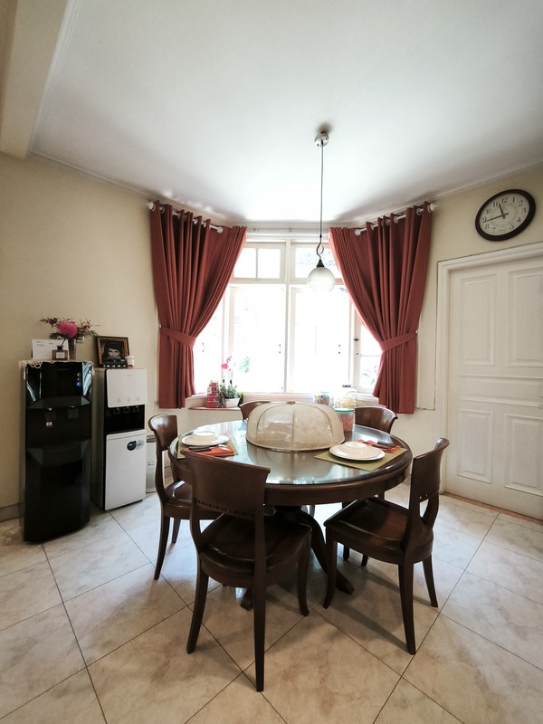 Rumah siap huni di Jl. Cisanggiri Kebayoran Baru Jakarta Selatan