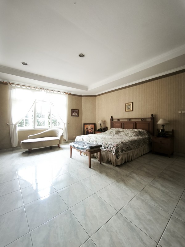 Rumah siap huni di Jl. Cisanggiri Kebayoran Baru Jakarta Selatan