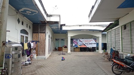 Dijual Properti Multiguna Gudang + Rumah 10 Kamar Tidur Di Pusat Sumpiuh, Banyumas