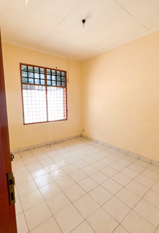 Dijual Rumah Terawat Lokasi Di Jl. Gardenia, Tangerang Selatan