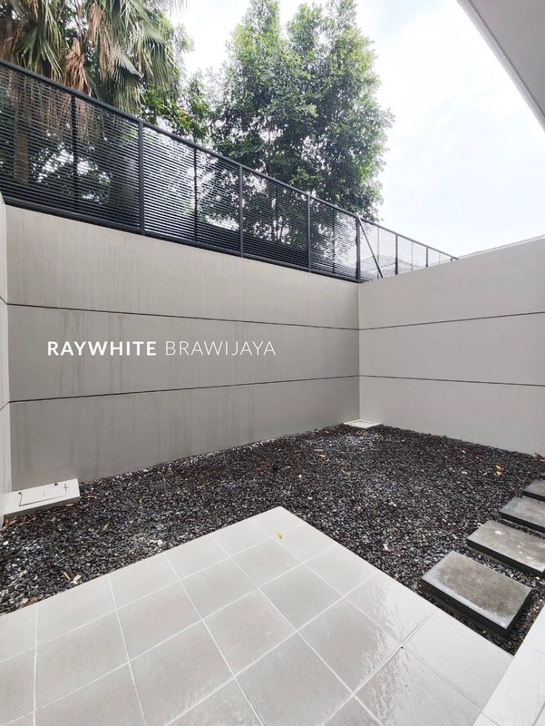 Precium Simatupang Townhouse Modern Minimalis Brand New and Ready