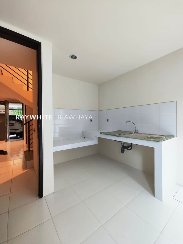 Precium Simatupang Townhouse Modern Minimalis Brand New and Ready