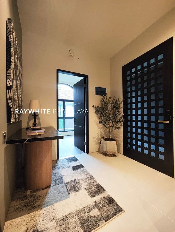 Precium Simatupang Townhouse Modern Minimalis Brand New and Ready