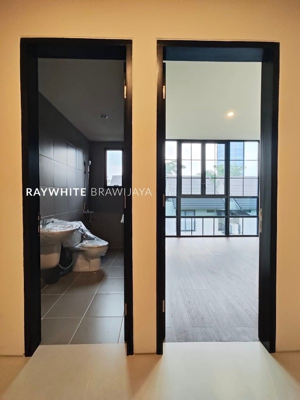 Precium Simatupang Townhouse Modern Minimalis Brand New and Ready