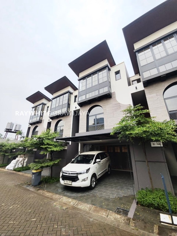 Precium Simatupang Townhouse Modern Minimalis Brand New and Ready