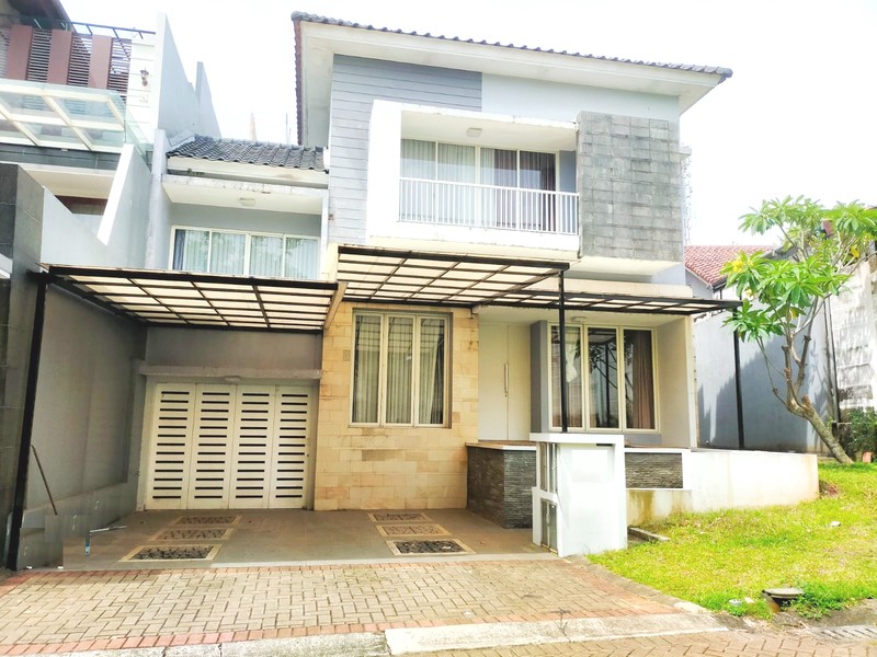 Rumah 3 Lantai dalam Cluster Lokasi Strategis di Bintaro Sektor 7