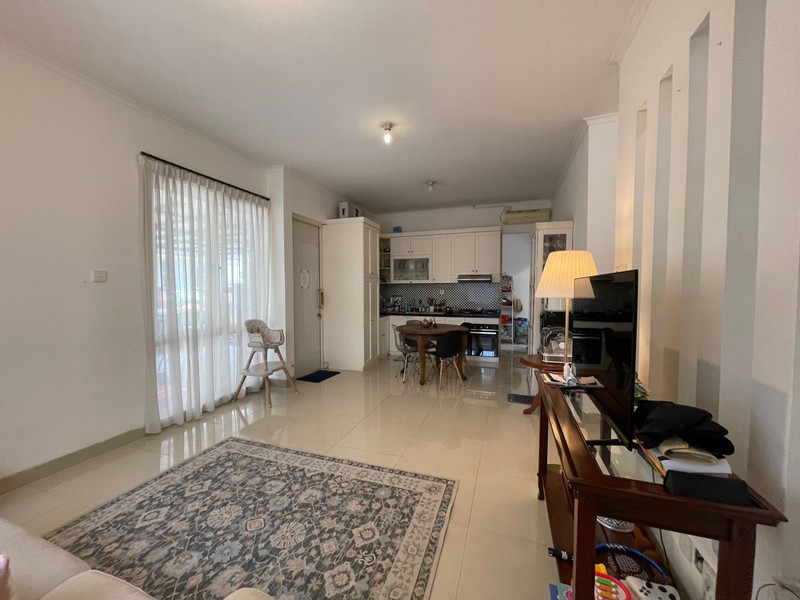 Rumah Bagus Di Urbana Place Ciputat Tangerang Selatan