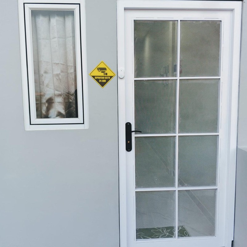 Rumah Kos-kosan Di Villa Taman Bandara Kosambi Jakarta Barat