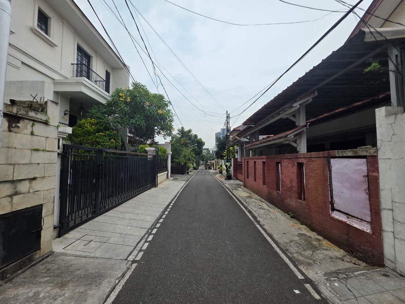 Rumah Bagus Di Jl Benda Kebayoran Baru Jakarta Selatan