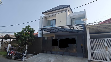 Dijual Rumah Baru Pondok Tjandra -  Cluster Manggis - Modern 2 Lantai dekat Akses TOL, SMA Petra, RS Mitra Keluarga