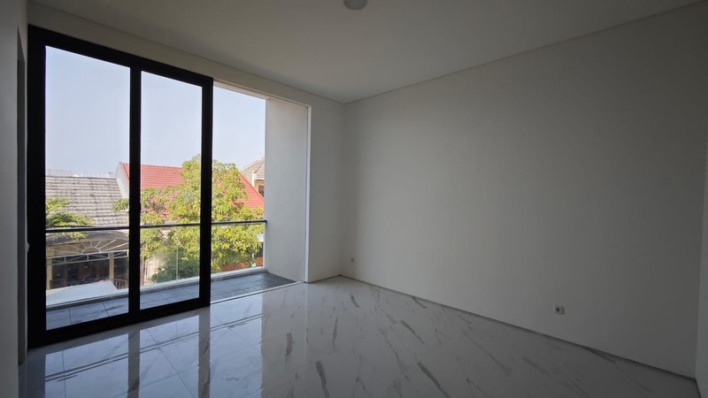 Dijual Rumah Baru Pondok Tjandra -  Cluster Manggis - Modern 2 Lantai dekat Akses TOL, SMA Petra, RS Mitra Keluarga