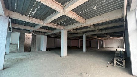 Gedung Ex-Showroom Di Menteng, Jakarta Pusat