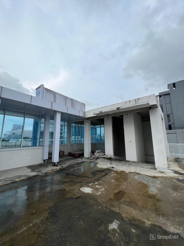 Gedung Ex-Showroom Di Menteng, Jakarta Pusat