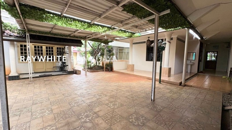 Rumah Lama Dalam Komplek Lokasi Strategis Area Duren Sawit