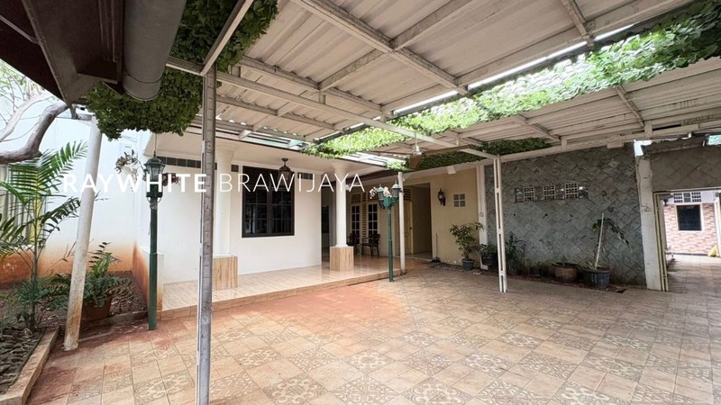 Rumah Lama Dalam Komplek Lokasi Strategis Area Duren Sawit