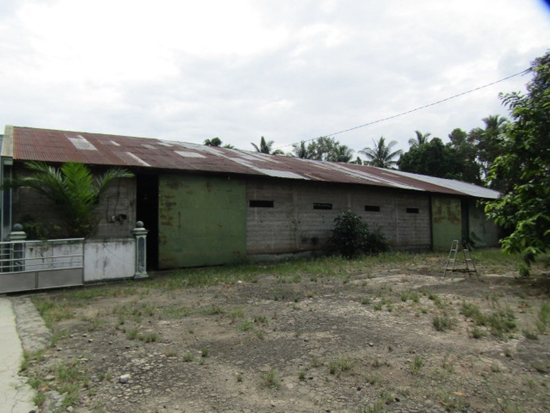 Dijual Gedung Dengan Tanah Yang Luas Lokasi Di Gedong Tataan, Lampung