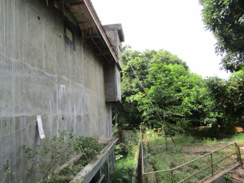 Dijual Gedung Dengan Tanah Yang Luas Lokasi Di Gedong Tataan, Lampung