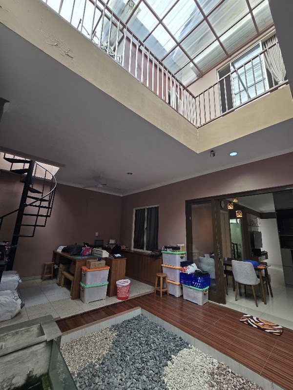 Turun harga! Rumah bagus siap huni dengan lokasi strategis di BSD City