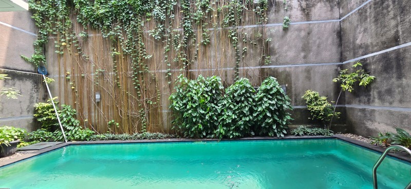Rumah mewah siap huni - Pondok Indah Jakarta Selatan