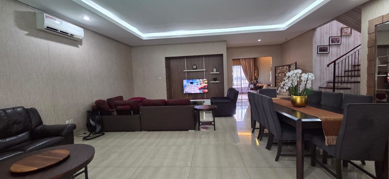 Rumah mewah siap huni - Pondok Indah Jakarta Selatan
