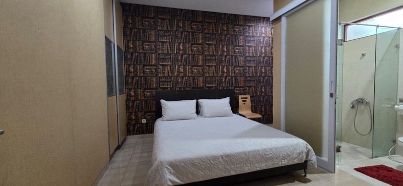 Rumah mewah siap huni - Pondok Indah Jakarta Selatan